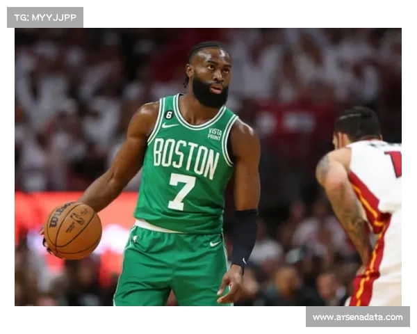 凯尔特人111-107战胜魔术，杰伦·布朗得到27分