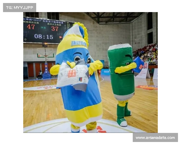 CBA赛场包装更新，品牌视觉与属地元素结合呈现